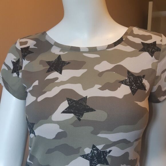Military Criss Cross Back Eye Candy t-shirt - Picture 3 of 8
